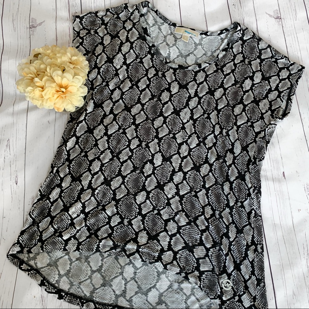🌹 Michael Kors (S) Snake Print High&Low Top